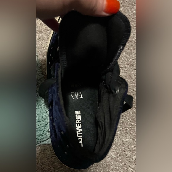 Velvet converse - Picture 4 of 5